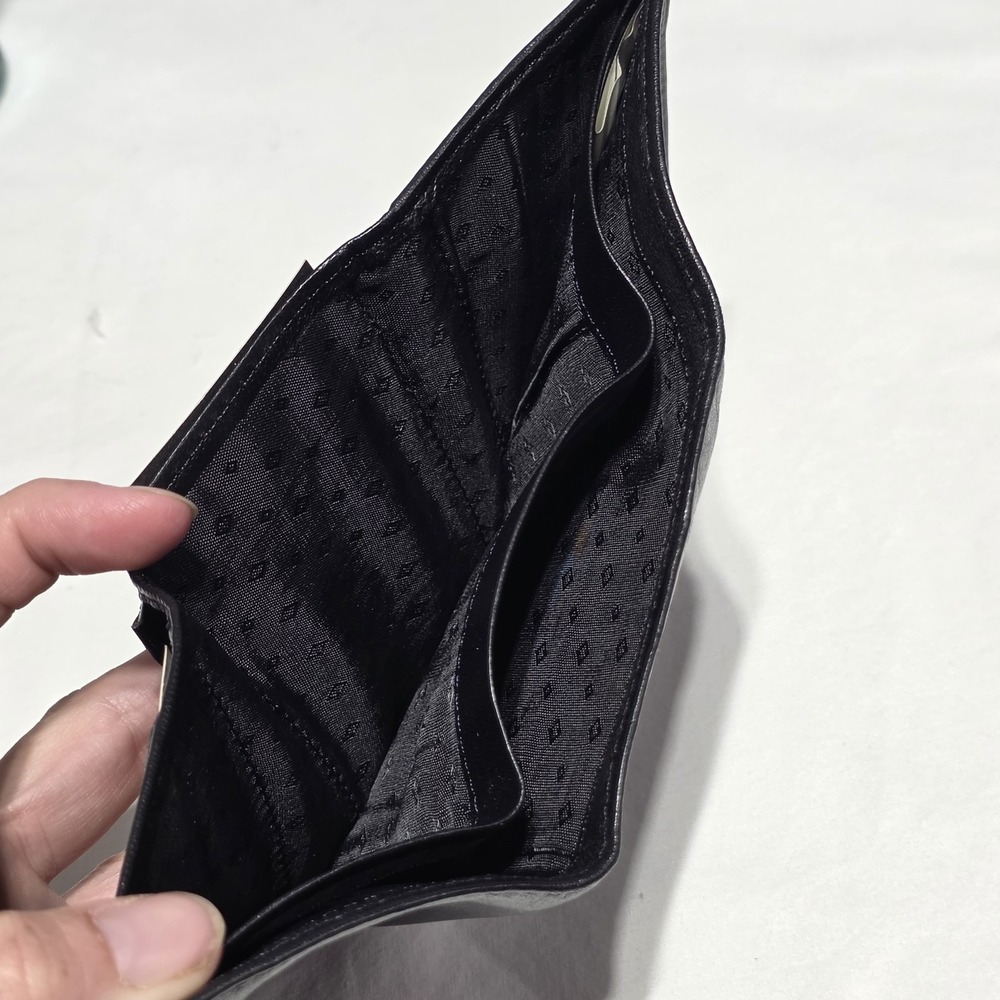 Wilsons Leather Men's Black Genuine Leather Trifold Wallet w/ ID Window, Cards - Picture 5 of 10